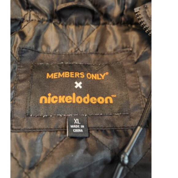 Members Only x Nickelodeon SpongeBob Hooded Jacket Quilted Lining - Picture 7 of 13